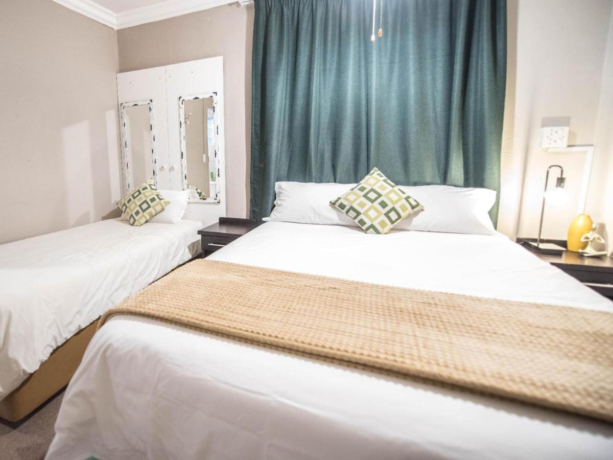 Cottonwood Guesthouse Oasis Bloemfontein Kültér fotó
