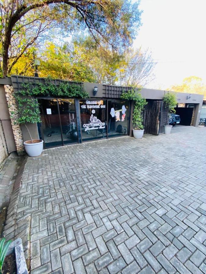 Cottonwood Guesthouse Oasis Bloemfontein Kültér fotó